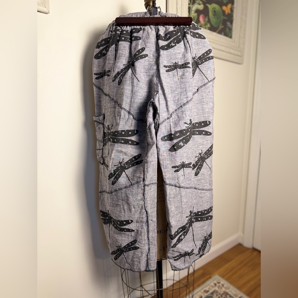 Women’s dragon fly printed wide legged pants with elastic waist